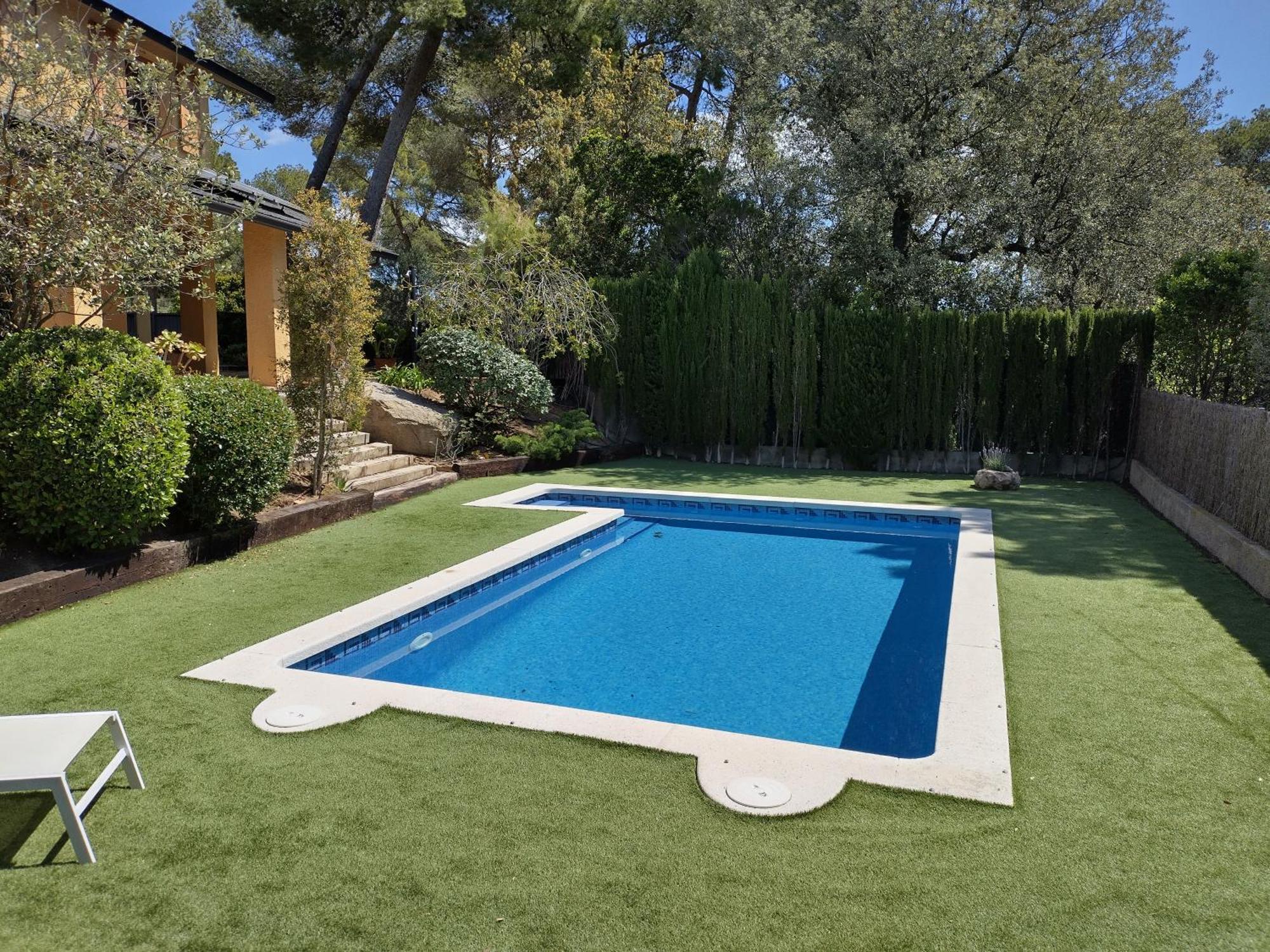 فيلا Casa Feliz Sant Cebrià de Vallalta المظهر الخارجي الصورة