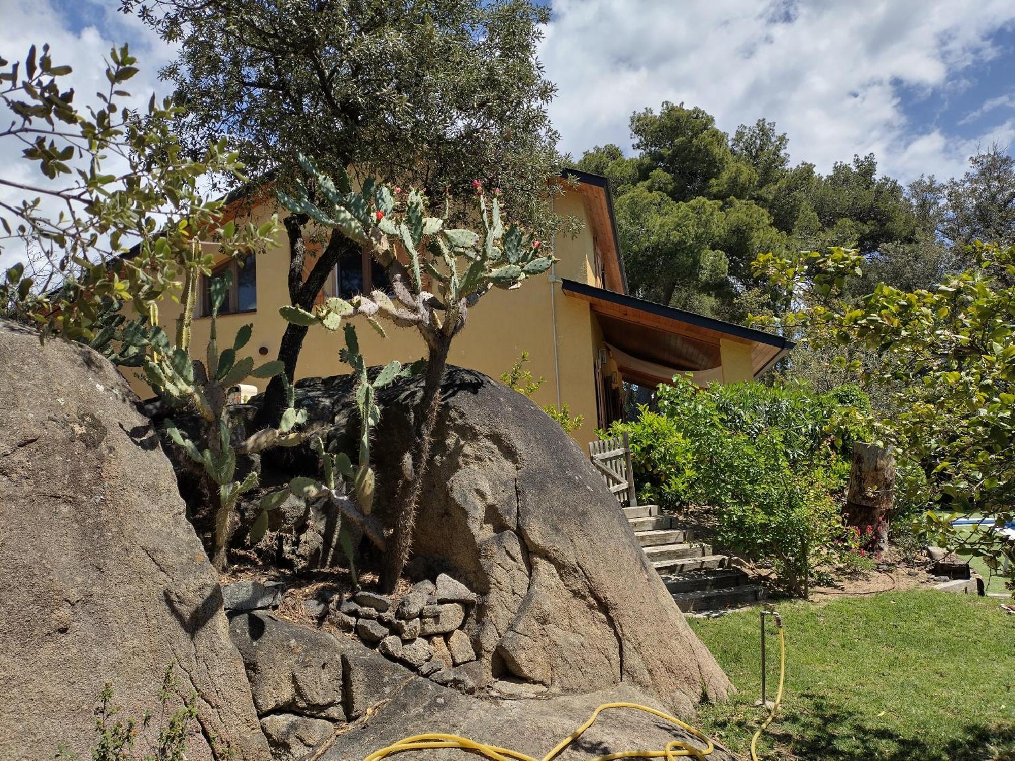 فيلا Casa Feliz Sant Cebrià de Vallalta المظهر الخارجي الصورة