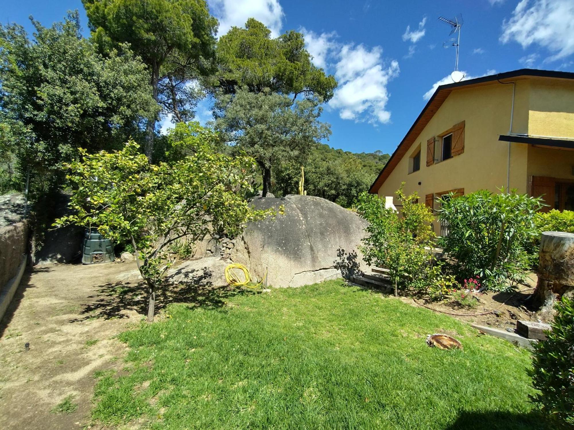 فيلا Casa Feliz Sant Cebrià de Vallalta المظهر الخارجي الصورة