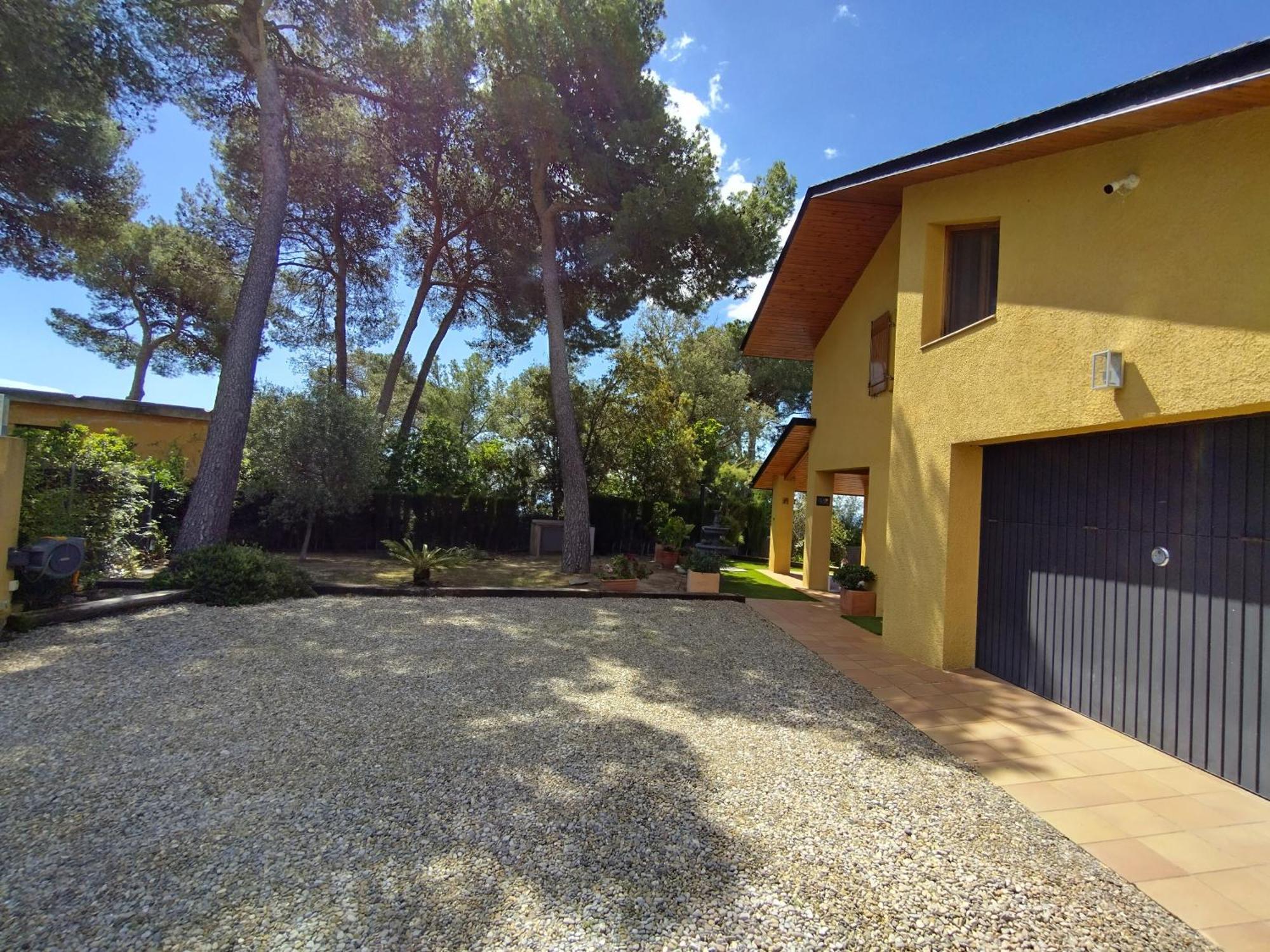 فيلا Casa Feliz Sant Cebrià de Vallalta المظهر الخارجي الصورة